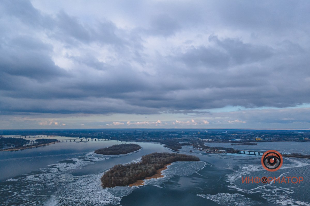 Чёрная полоса поливает людей смолой, когда этого так не ждут...