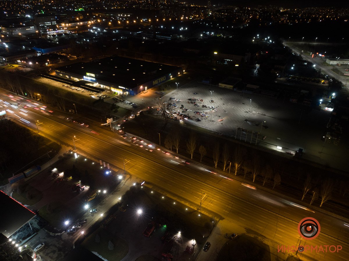  Таким образом они пытались создать дефицит машин «на линии»