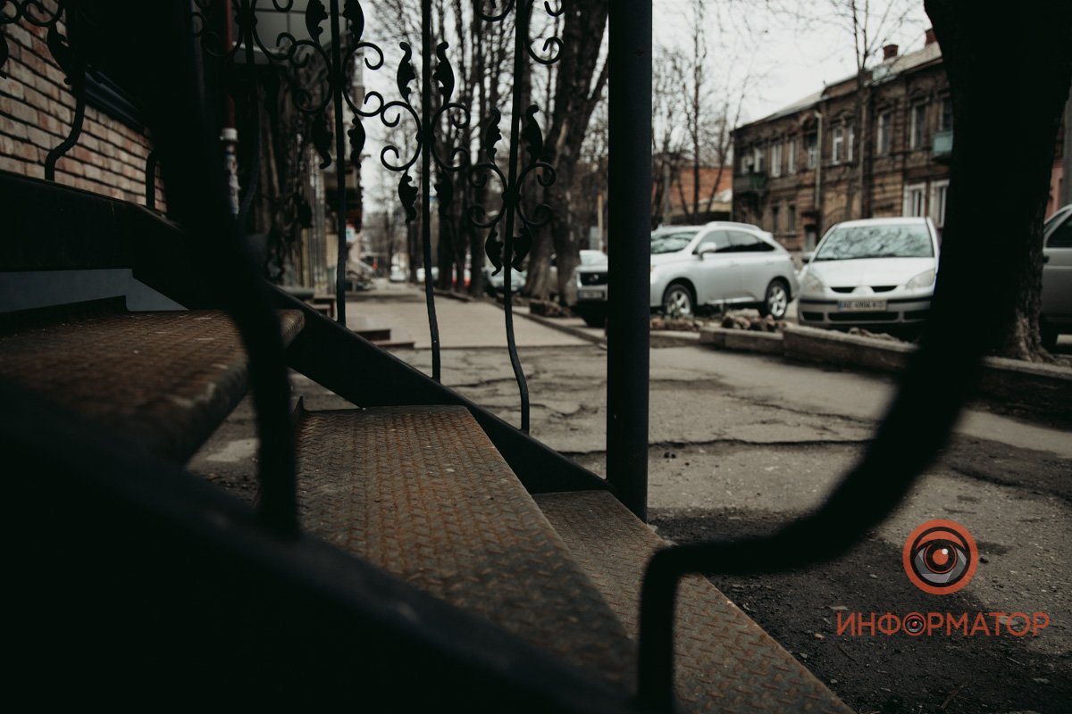 Прятаться везде и всюду