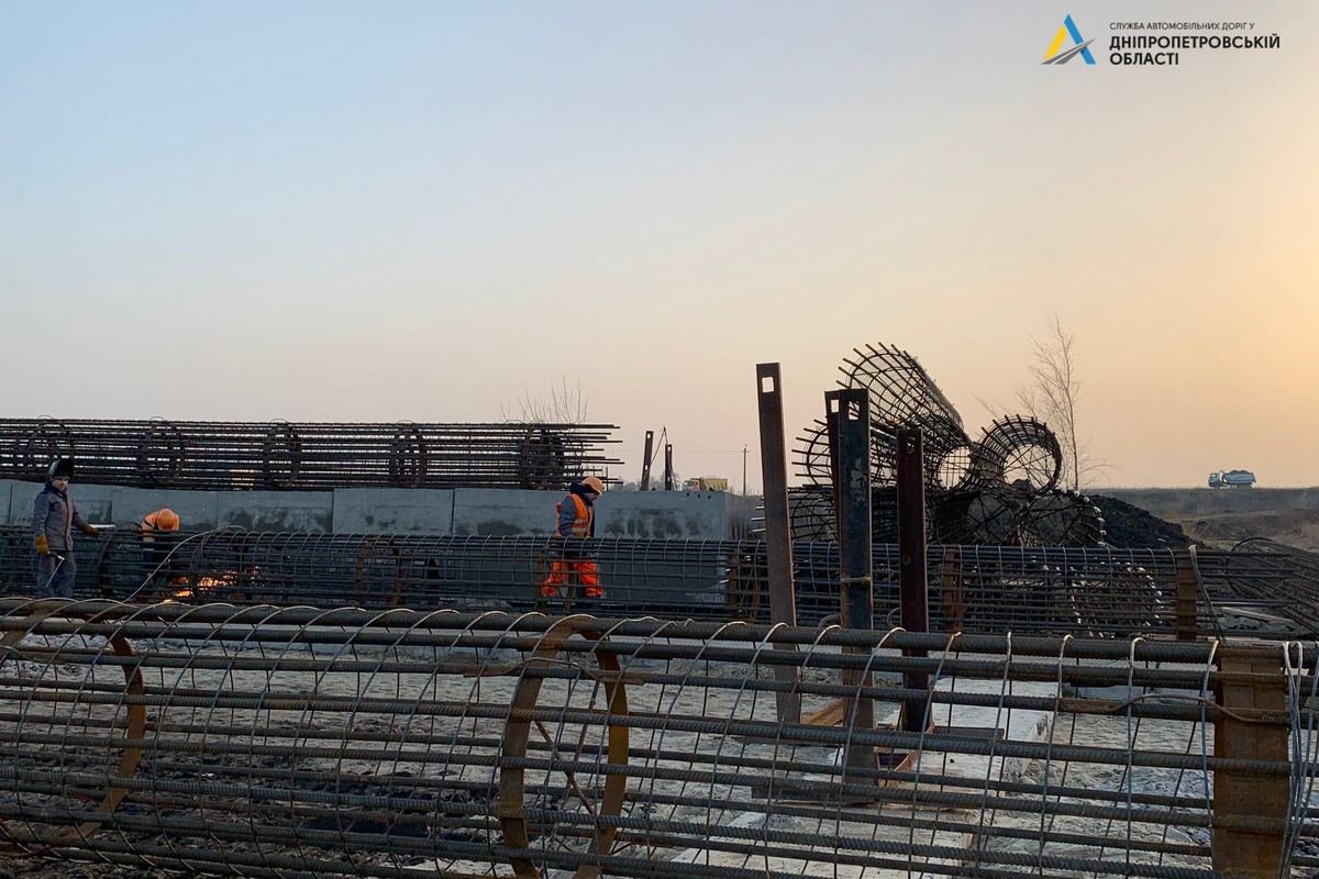 Подготовка буронабивных столбов Подготовка буронабивных столбов