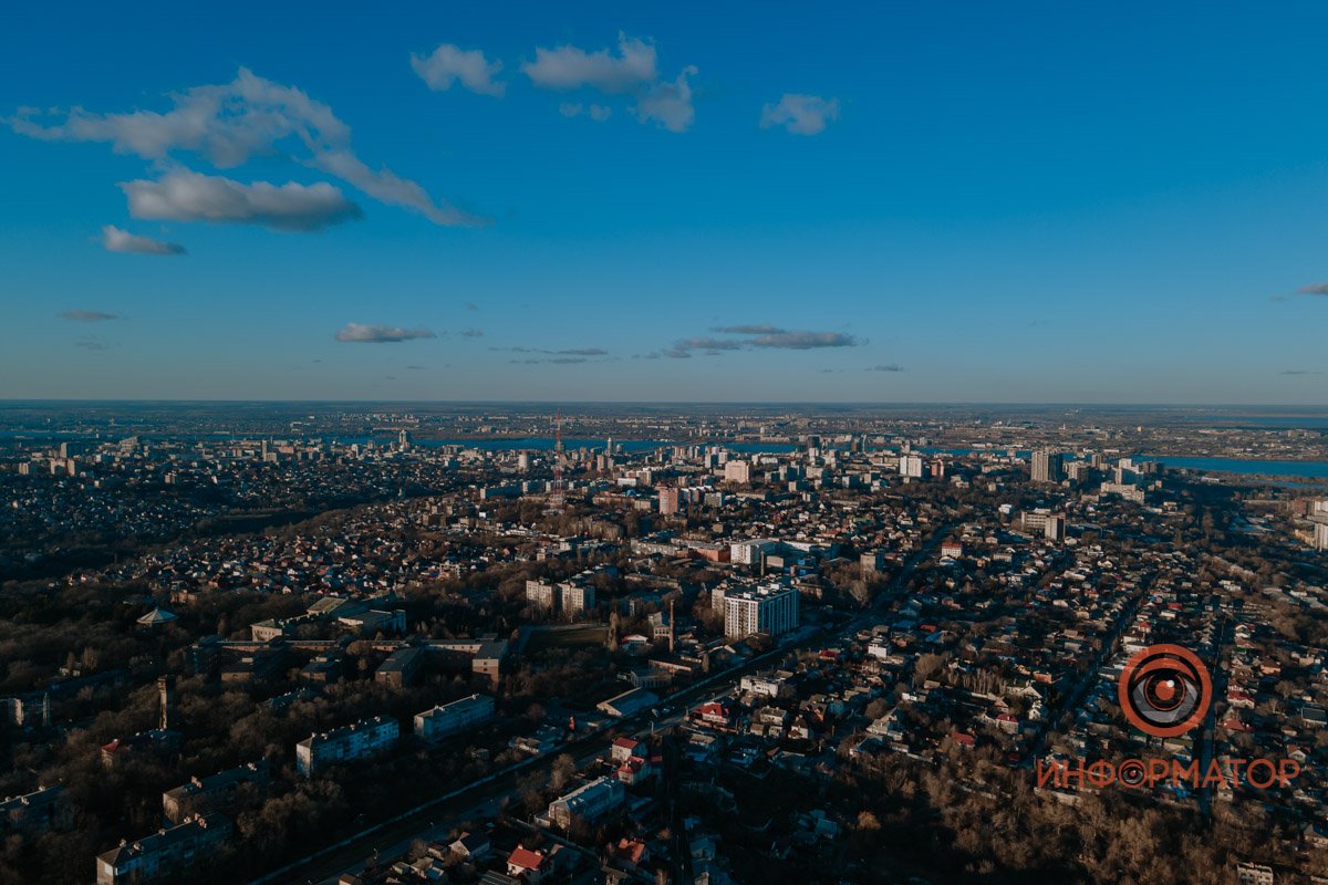 И я подойду к ней, и я увижу В глазах любимой — ее, весну.