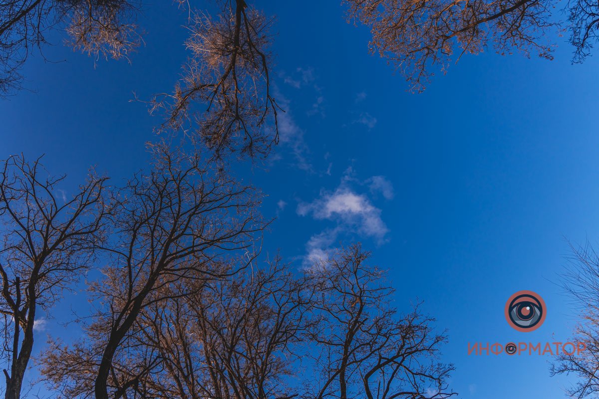 Нам кажется песней весеннею — жизнь. Пора!