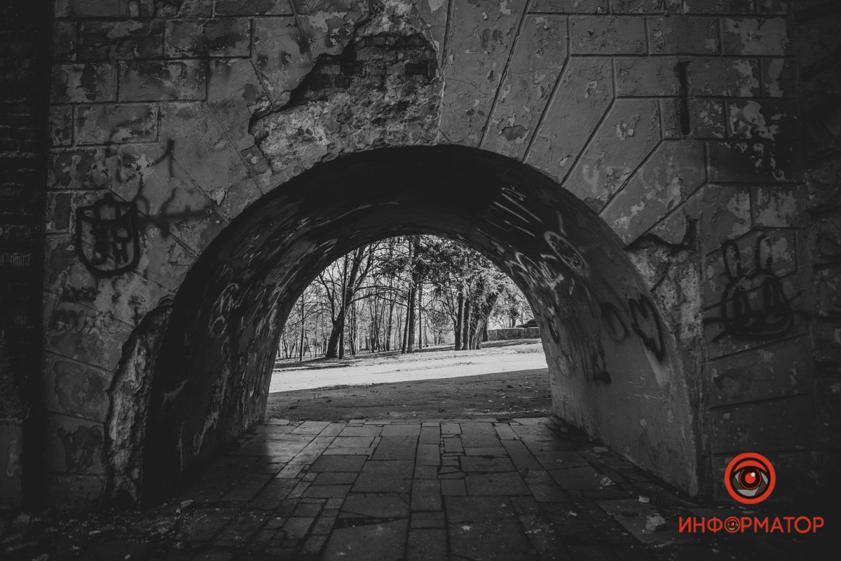 В 1849 году там разместился музей древностей