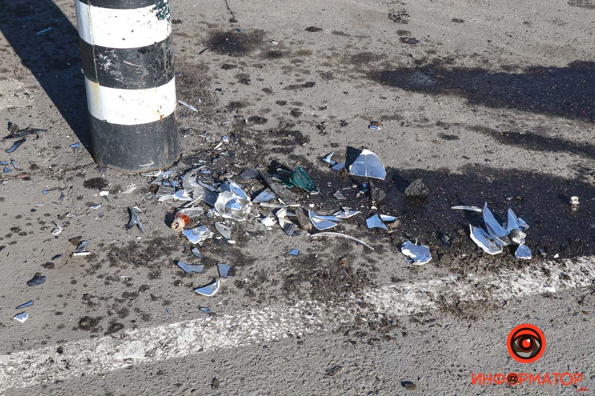 В воскресенье, 7 марта, на улице Нижнеднепровской, 17, случилась авария В воскресенье, 7 марта, на улице Нижнеднепровской, 17, случилась авария