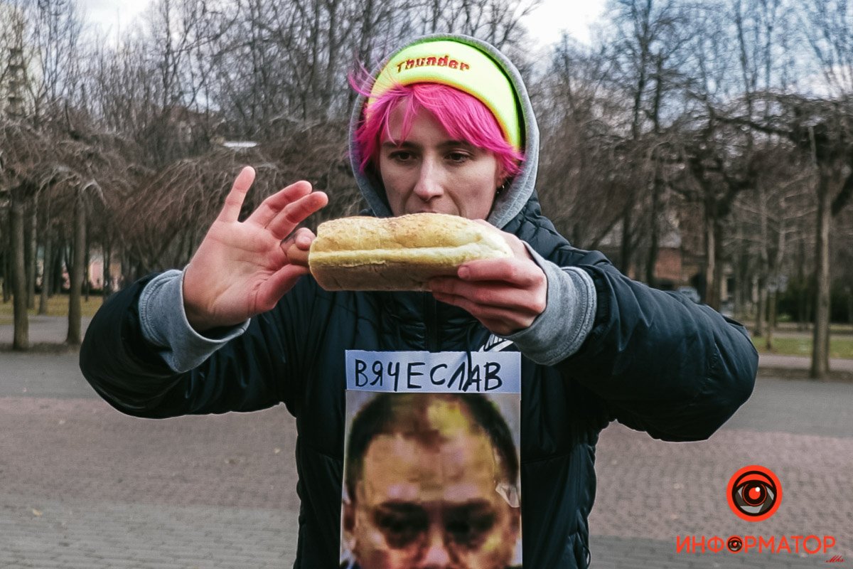 В центре Днепра восстанавливали девственность с помощью молитвы 5