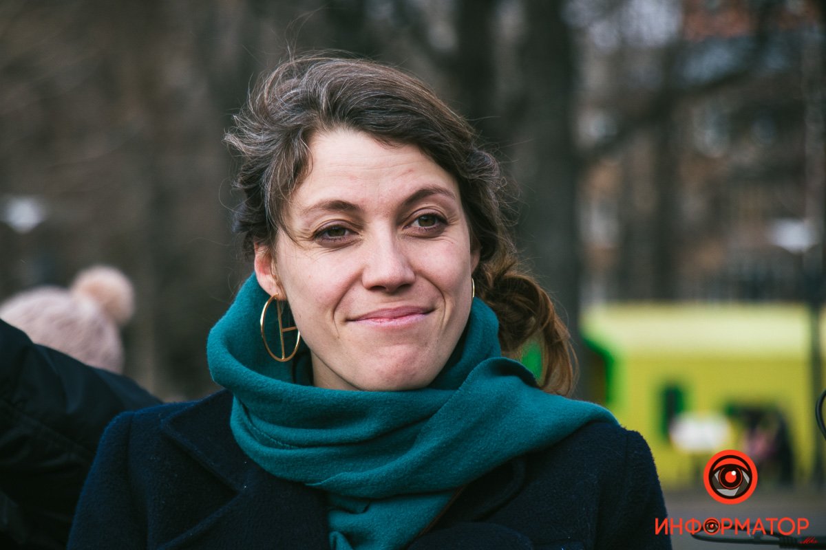 В центре Днепра восстанавливали девственность с помощью молитвы 12