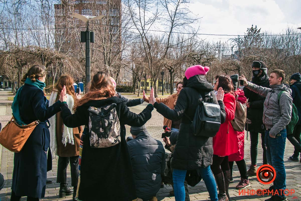 В центре Днепра восстанавливали девственность с помощью молитвы 14