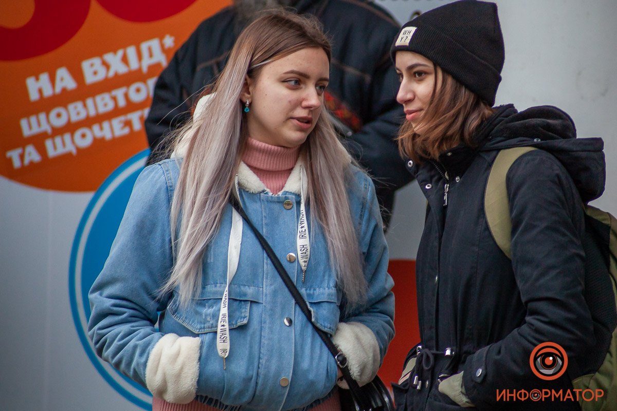 Хотел мне сковородку купить