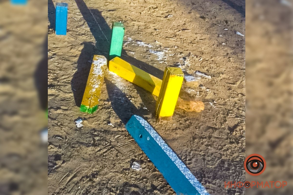 Последствия отдыха вандалов Последствия отдыха вандалов