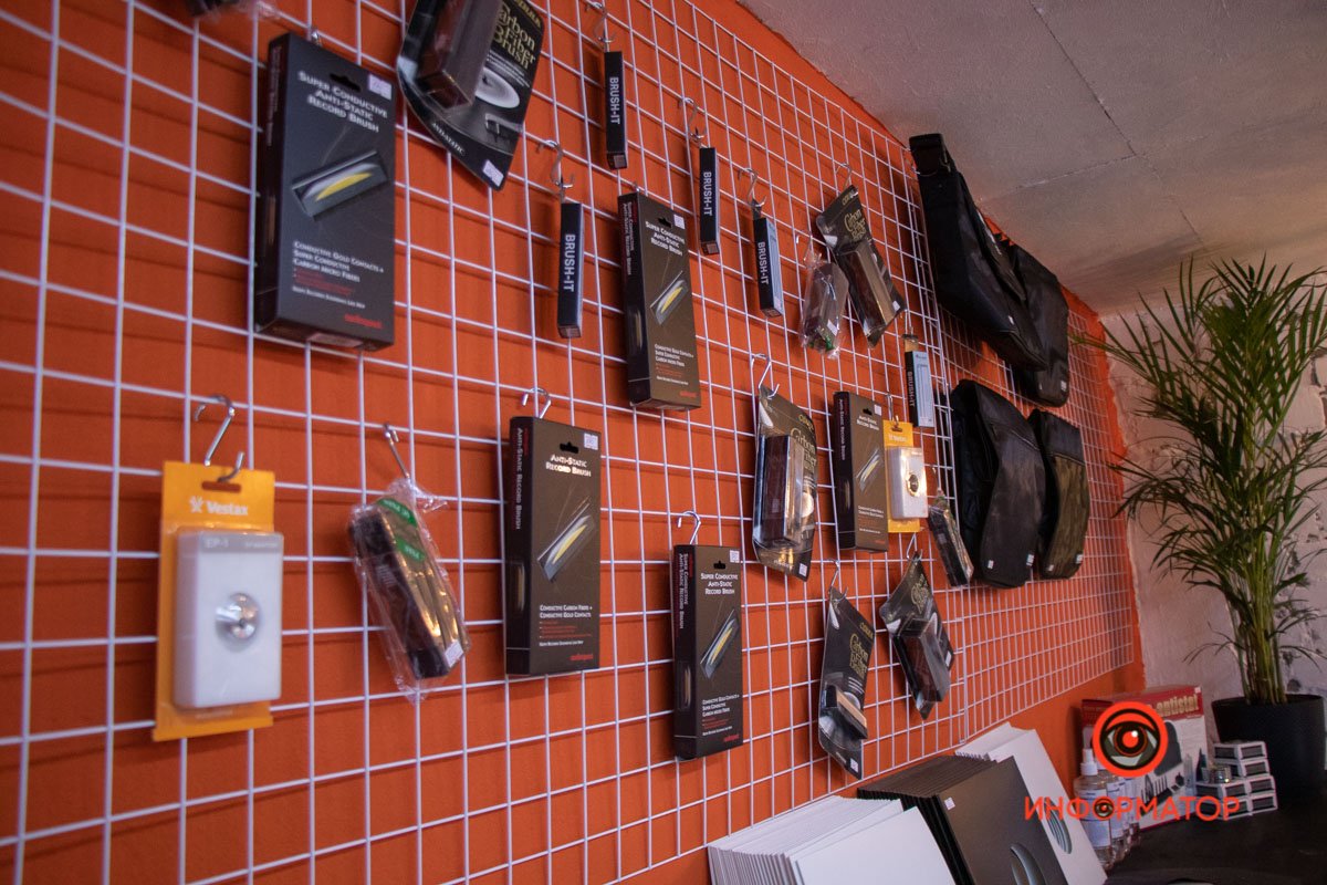 По словам сооснователя, конкурентов в Днепре у них нет