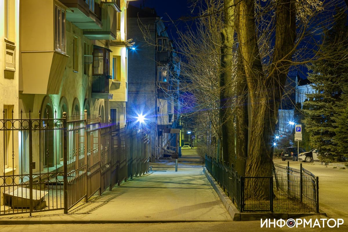 Эта ночь кажется такой же, как и сотни других, но все же она уникальна