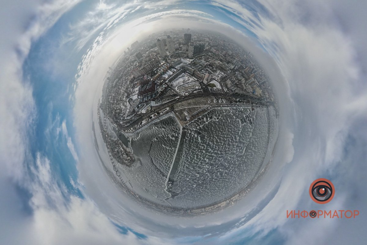 Планета снежных узоров. Тут люди общаются посредством вылепливания фигур из снега