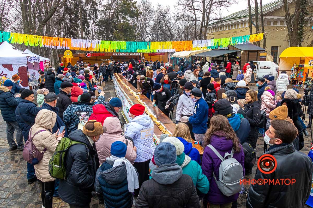 Каждый желающий смог получить угощение Каждый желающий смог получить угощение