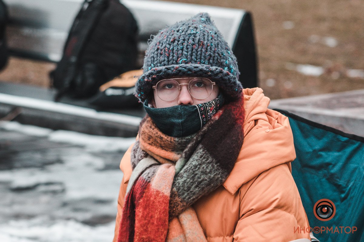 Когда зима идет четвертый месяц