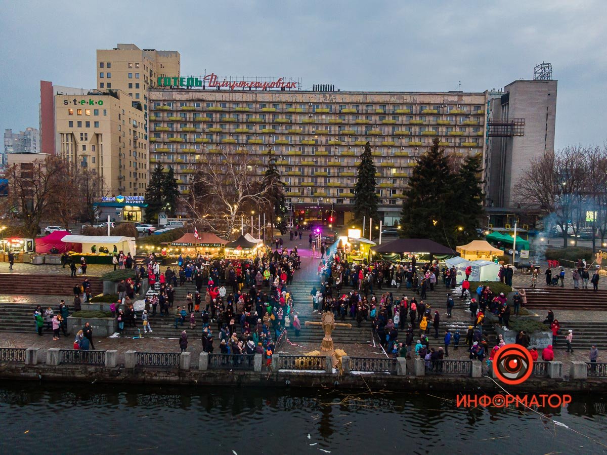 Днепр празднует Масленицу Днепр празднует Масленицу