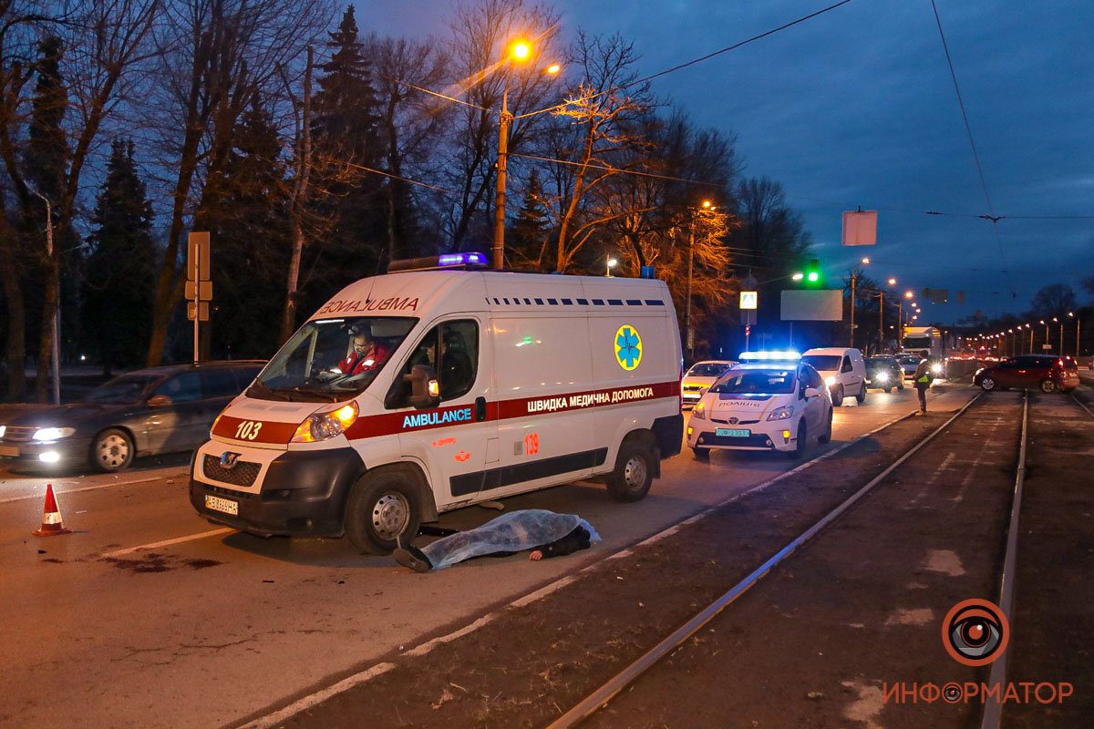 В Днепре на Богдана Хмельницкого Hyundai насмерть сбил мужчину на пешеходном переходе 6