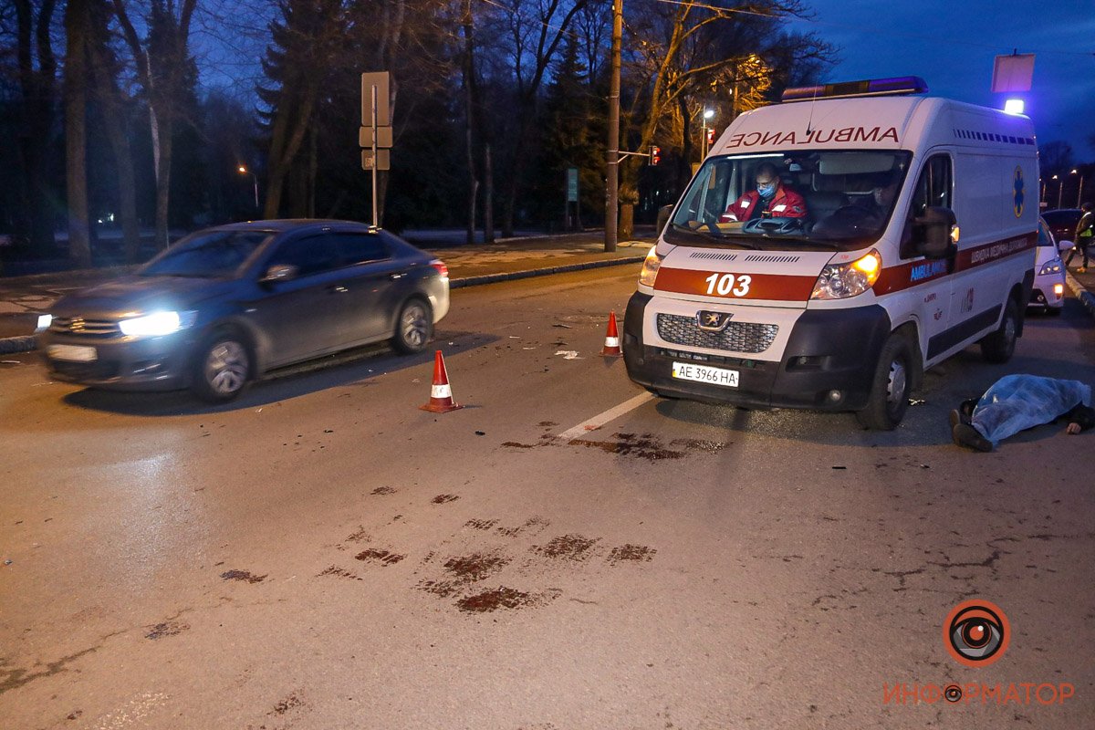 В Днепре на Богдана Хмельницкого Hyundai насмерть сбил мужчину на пешеходном переходе 8
