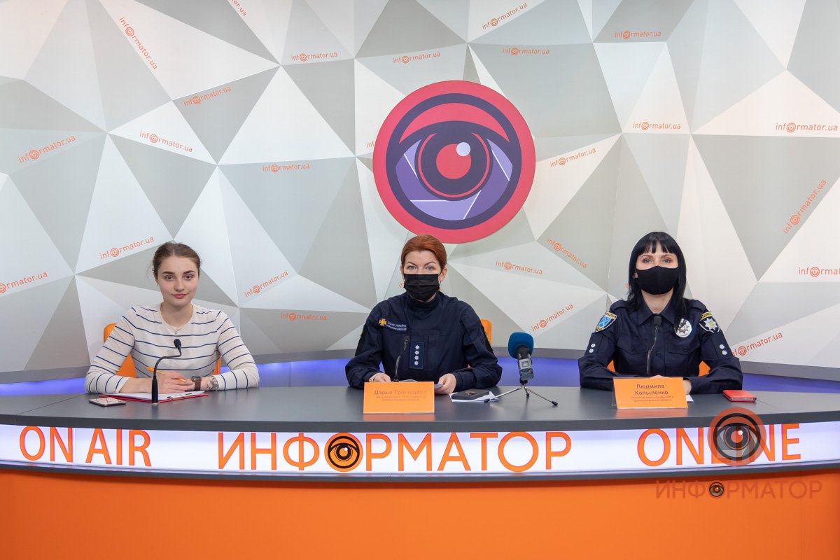 Ты знаешь всех и все знают тебя Ты знаешь всех и все знают тебя