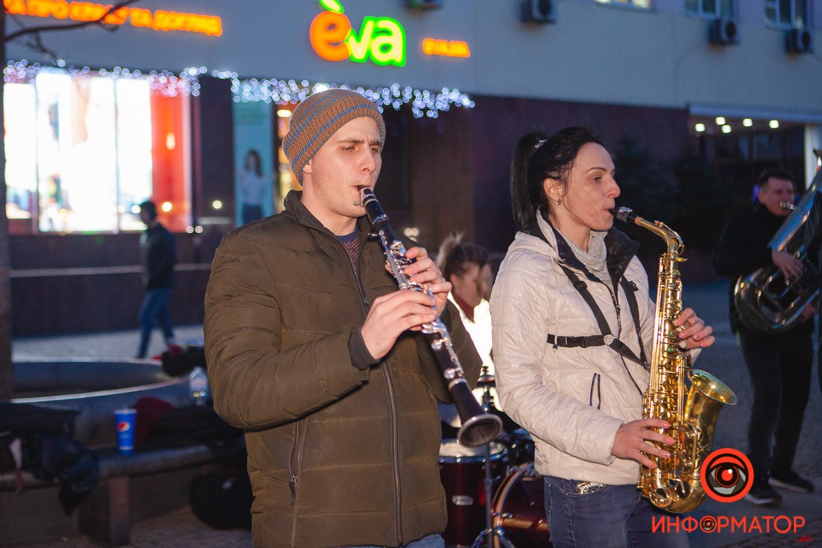 Теперь они снова вернулись Теперь они снова вернулись