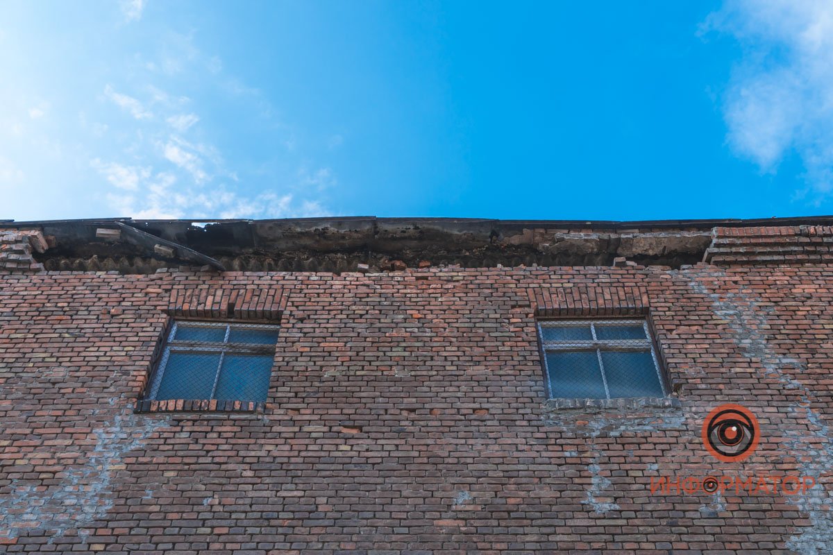 Крыша в аварийном состоянии 