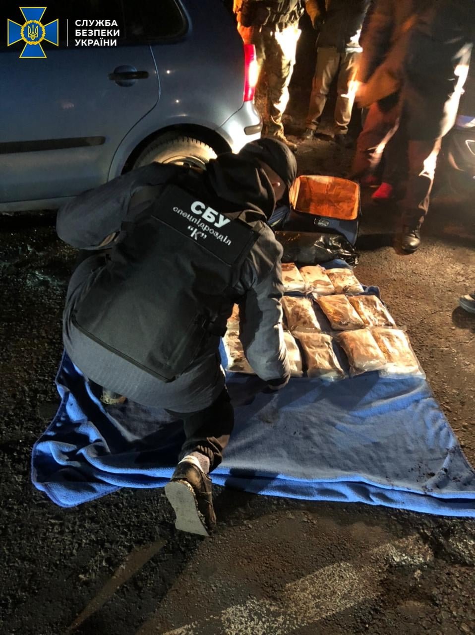 Сотрудники СБУ задержали организаторов контрабандного наркотрафика. Сотрудники СБУ задержали организаторов контрабандного наркотрафика.