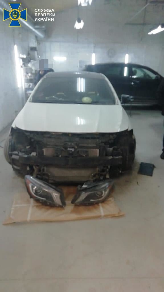 Также стражи порядка выяснили, что участники группировки занимались и угоном авто Также стражи порядка выяснили, что участники группировки занимались и угоном авто