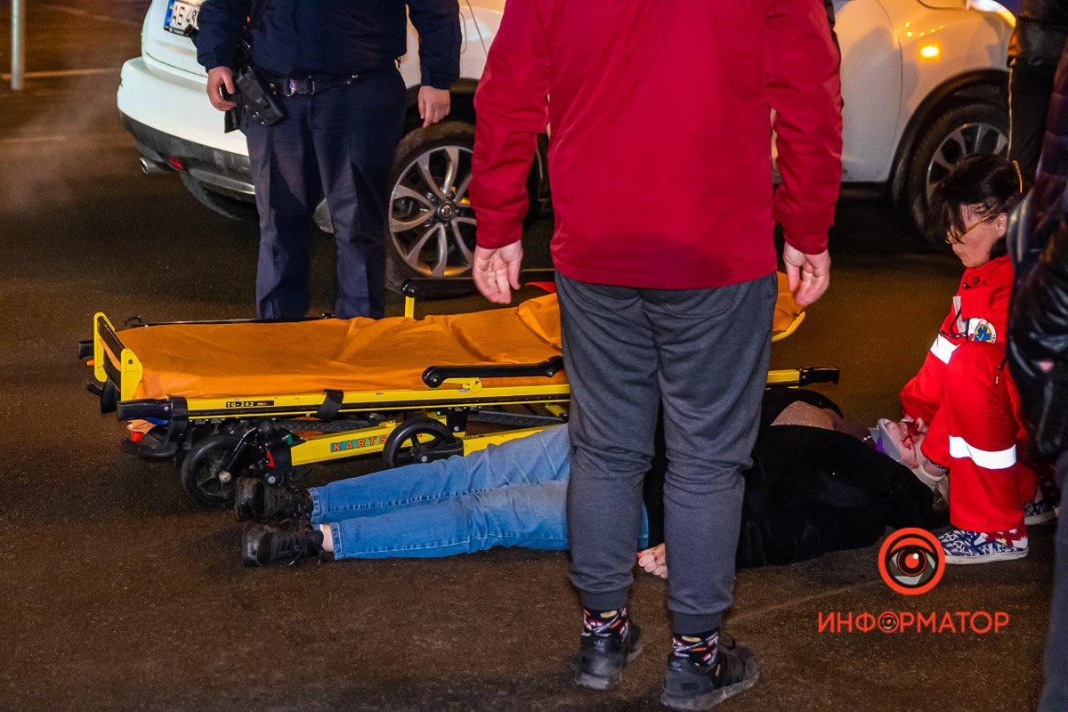 У женщины травмы головы У женщины травмы головы