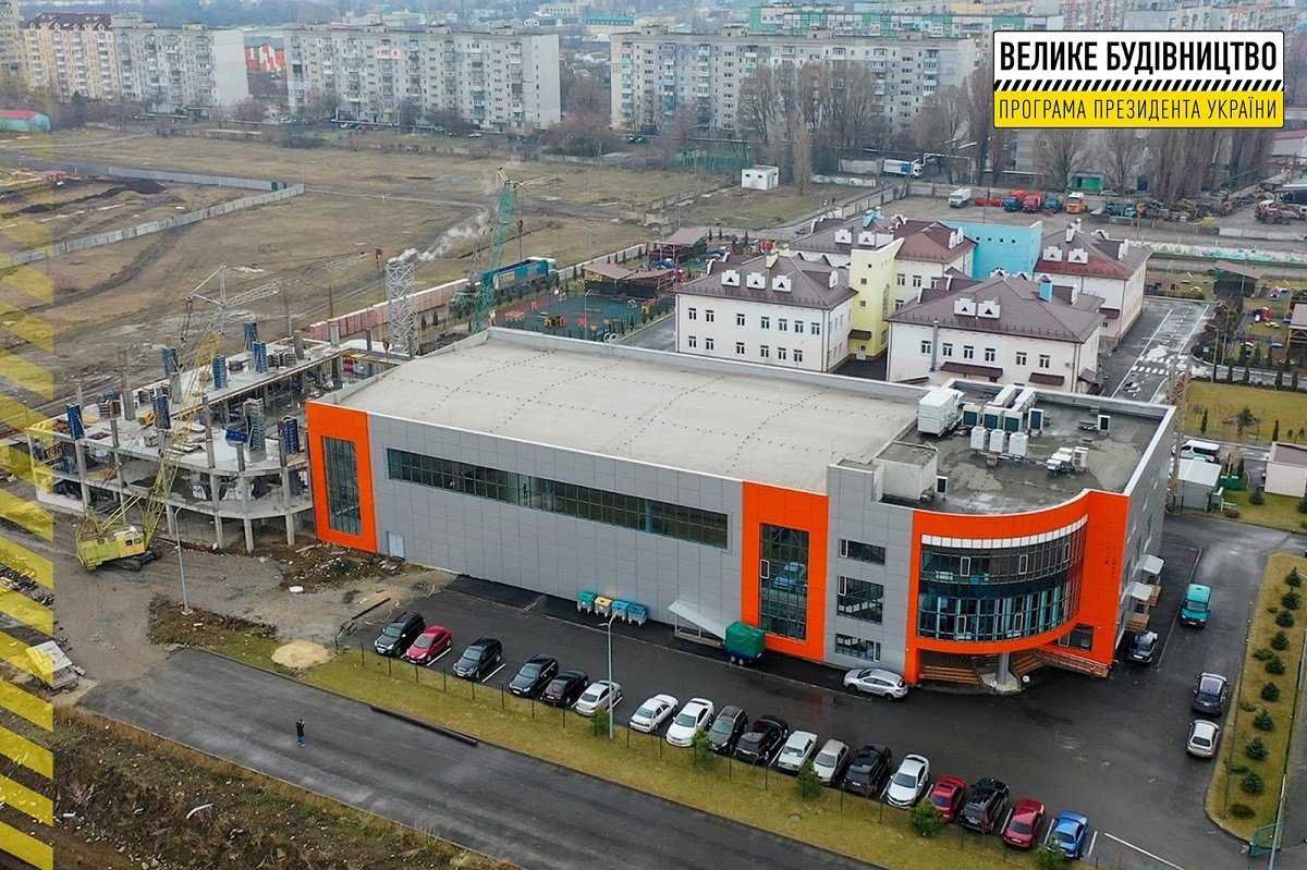 На Днепропетровщине возводят «с нуля» еще один бассейн 4