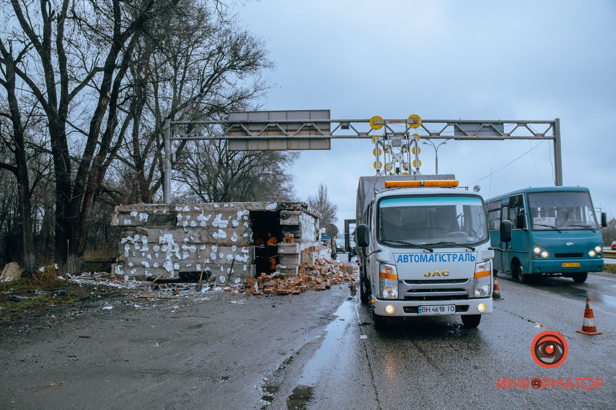 Блокпост разбирают Блокпост разбирают