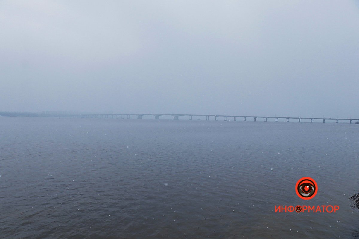 Небо затянуло темной тучей Небо затянуло темной тучей