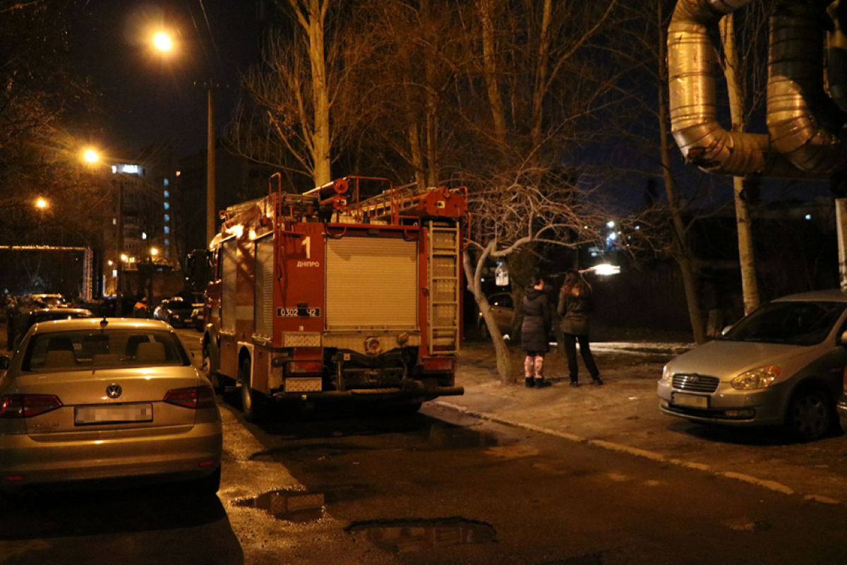 Горел одноэтажный нежилой дом