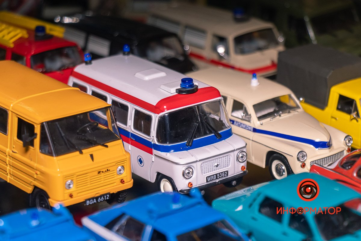 Служебные автомобили