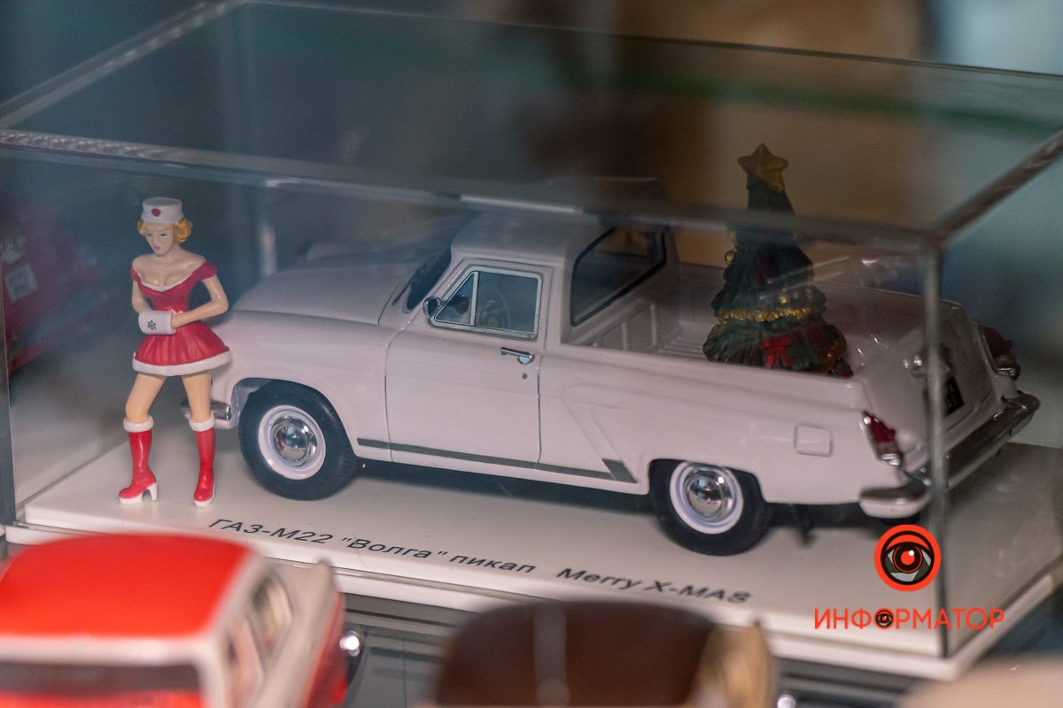 Желаете рассказать о своей коллекции — пишите нам