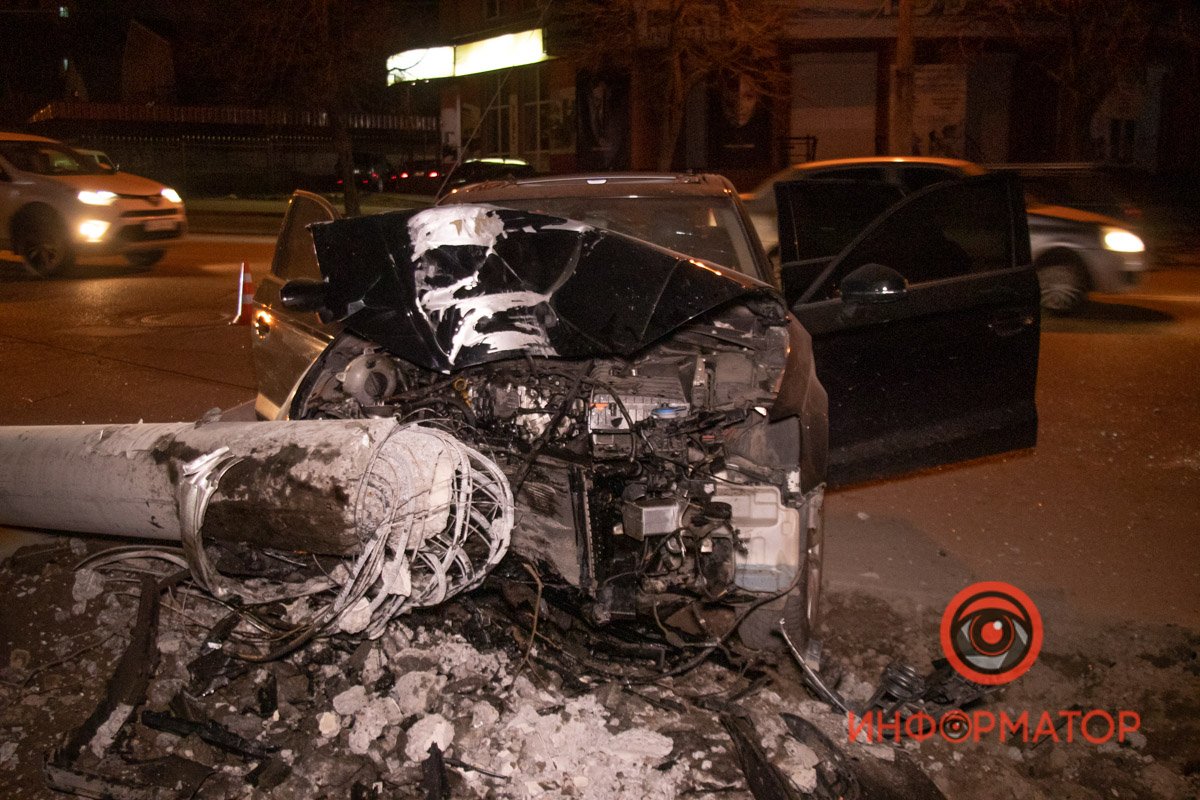 Место аварии оградили конусами