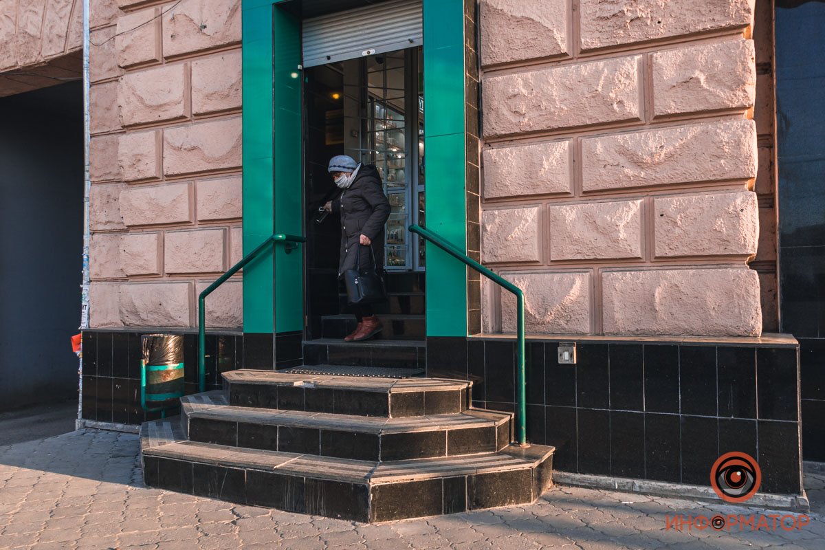 Довольно высокие ступени Довольно высокие ступени