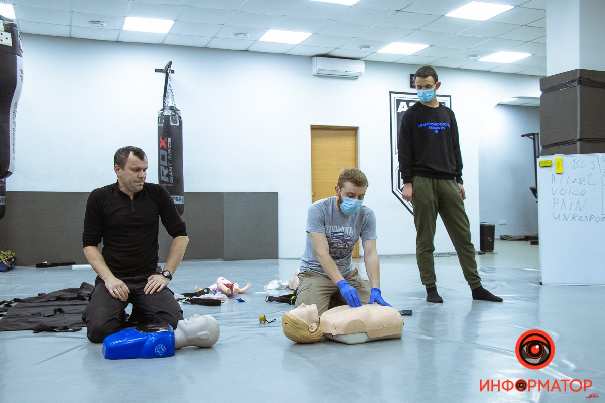 У ребят есть манекены и много другого интересного У ребят есть манекены и много другого интересного