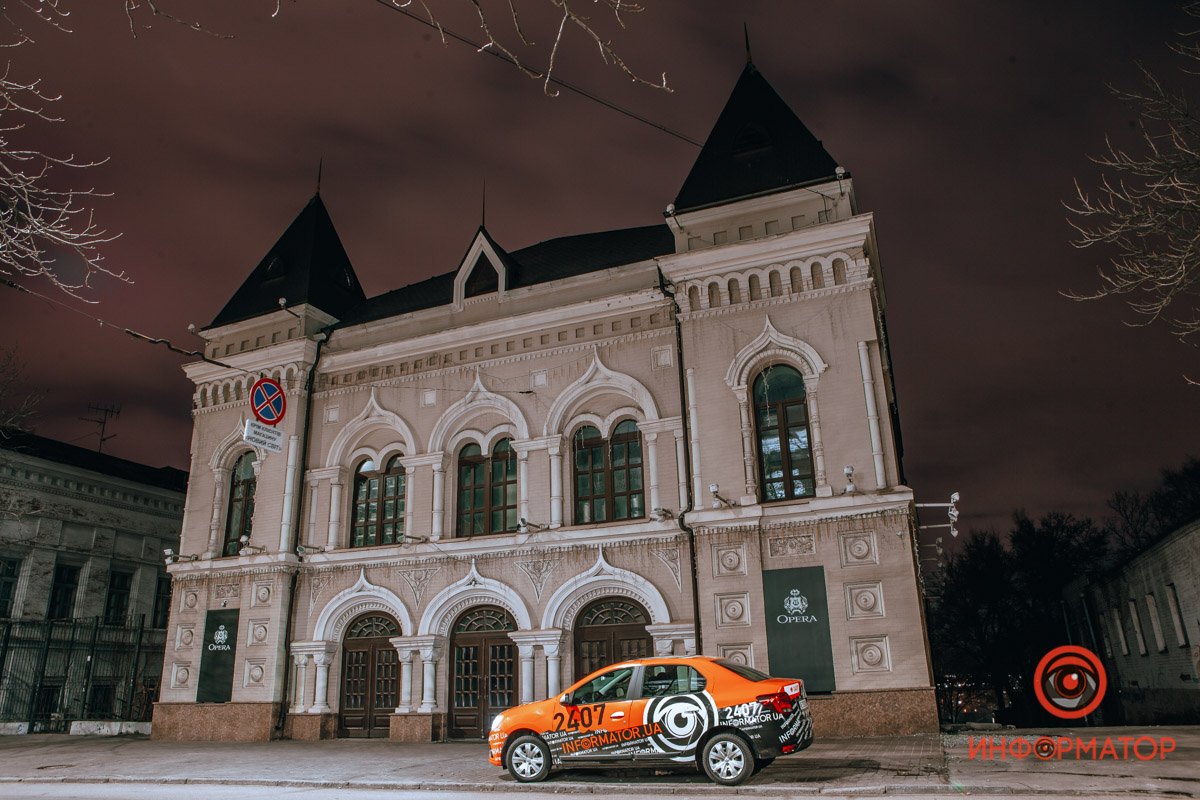 Прямо замок