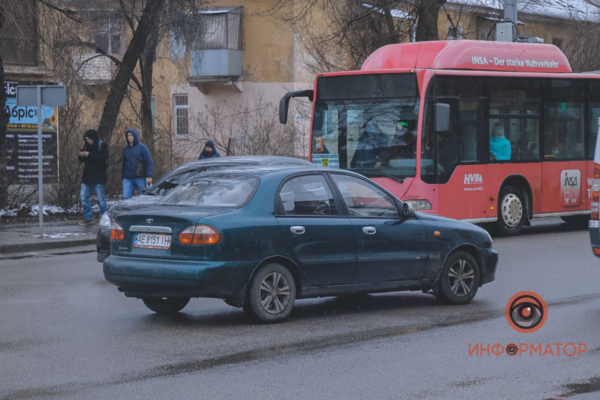 Детали устанавливаются