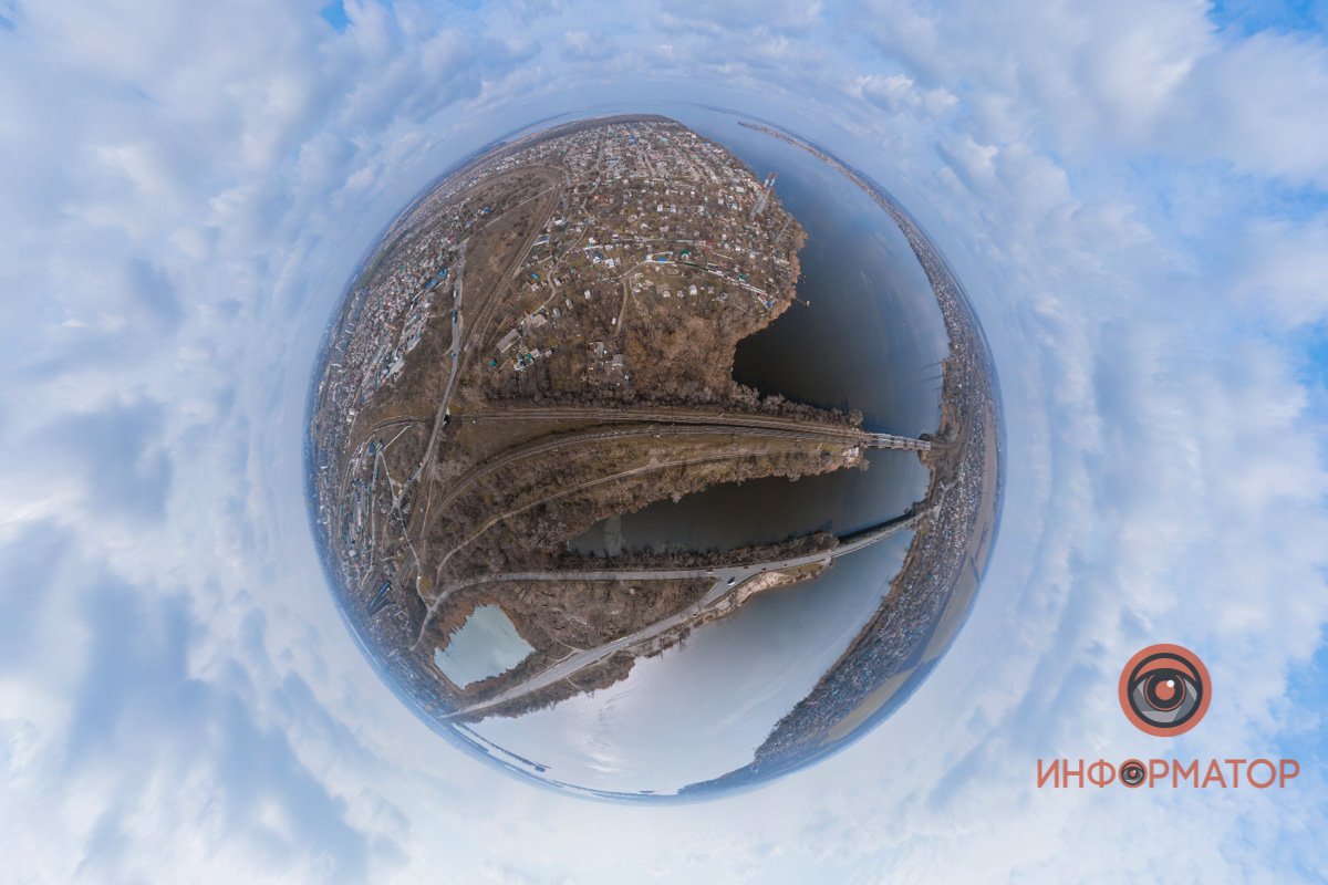 Дорога уходит вдаль Дорога уходит вдаль