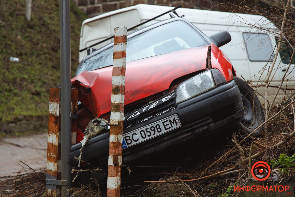 Данный участок дороги - аварийный Данный участок дороги - аварийный