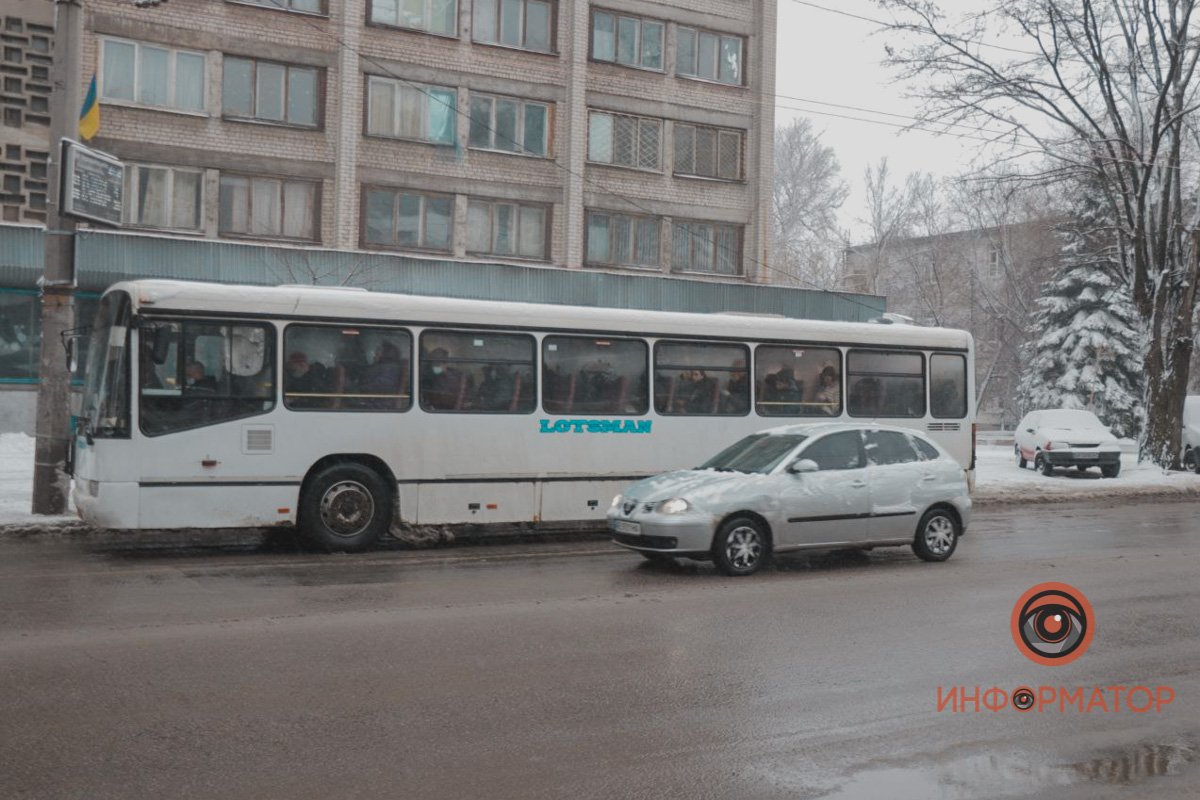 По проспекту Гагарина автобусы ездят не переполненные
