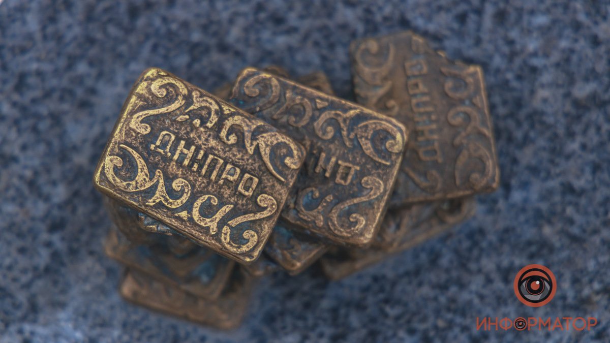 В Днепре появятся еще восемь мини-скульптур «Відчуй Дніпро» 3