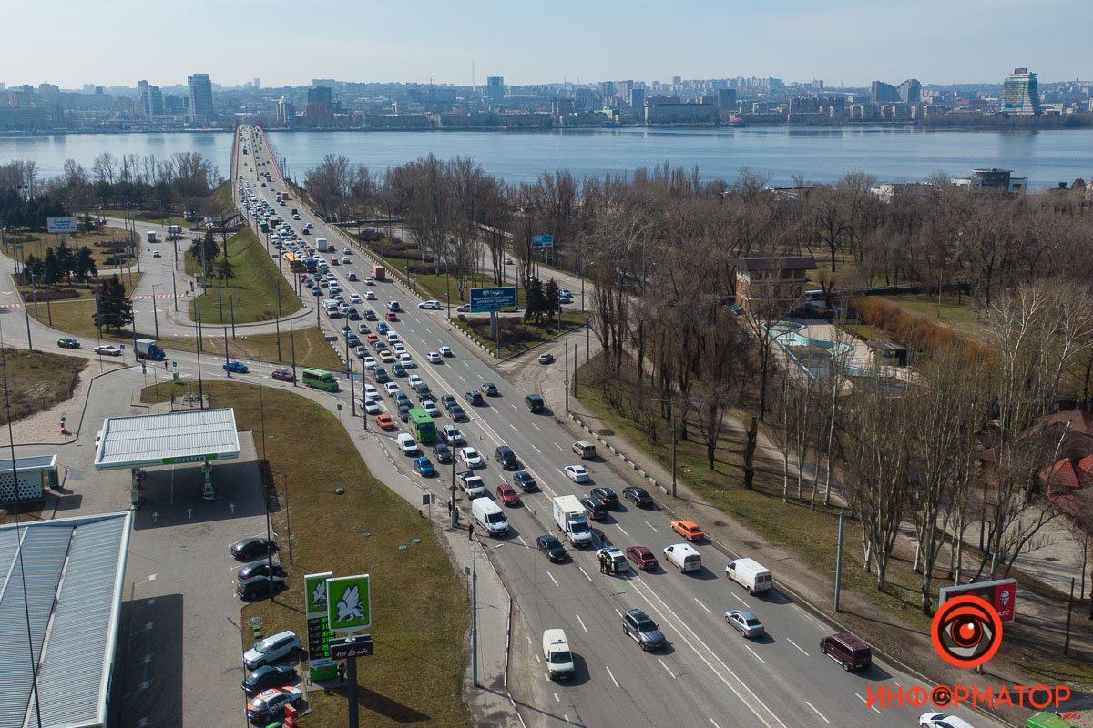 Собралась пробка Собралась пробка