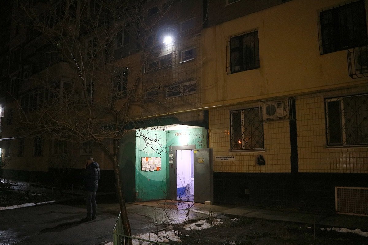 Горела двухкомнатная квартира на седьмом этаже десятиэтажки