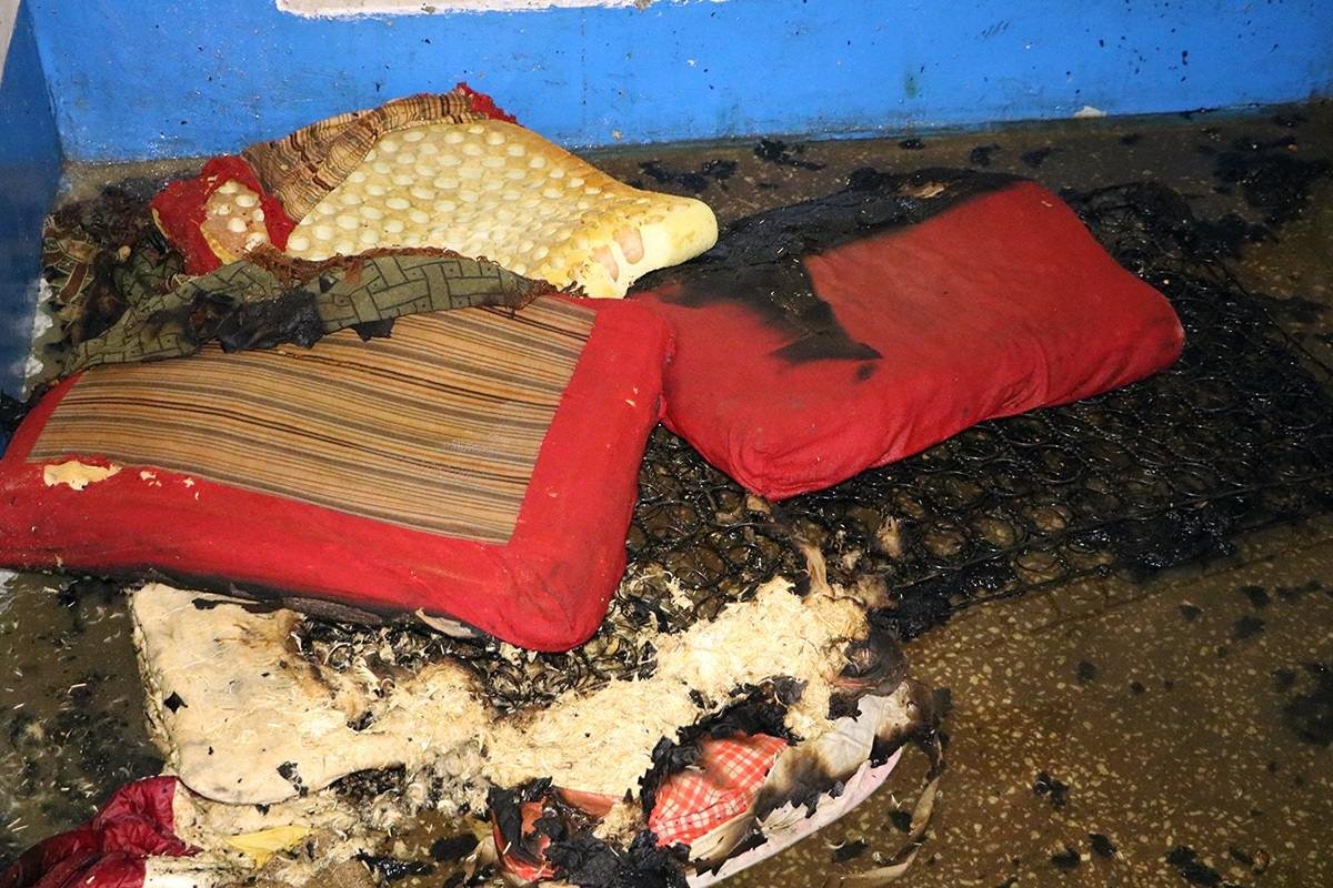 Пламя локализовали в 01:48 и ликвидировали в 01:55