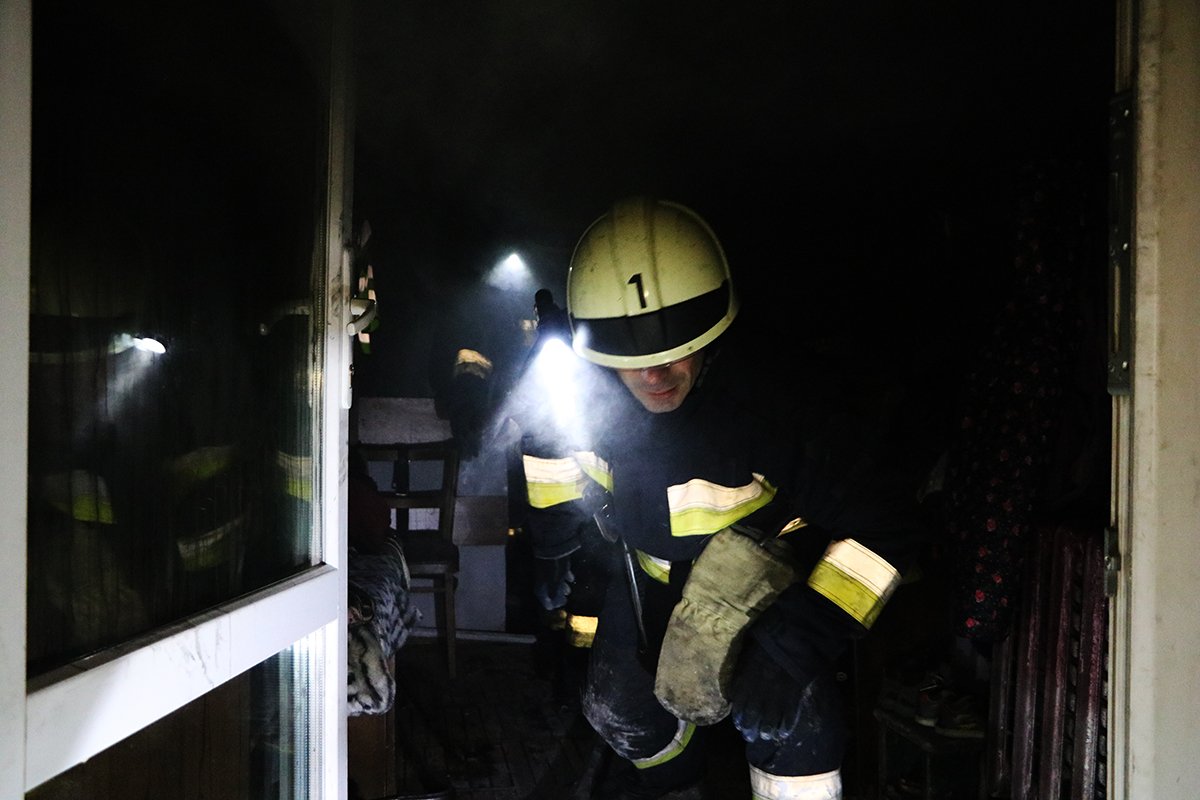 В Службу спасения «101» о пожаре сообщили в 1:11 В Службу спасения «101» о пожаре сообщили в 1:11