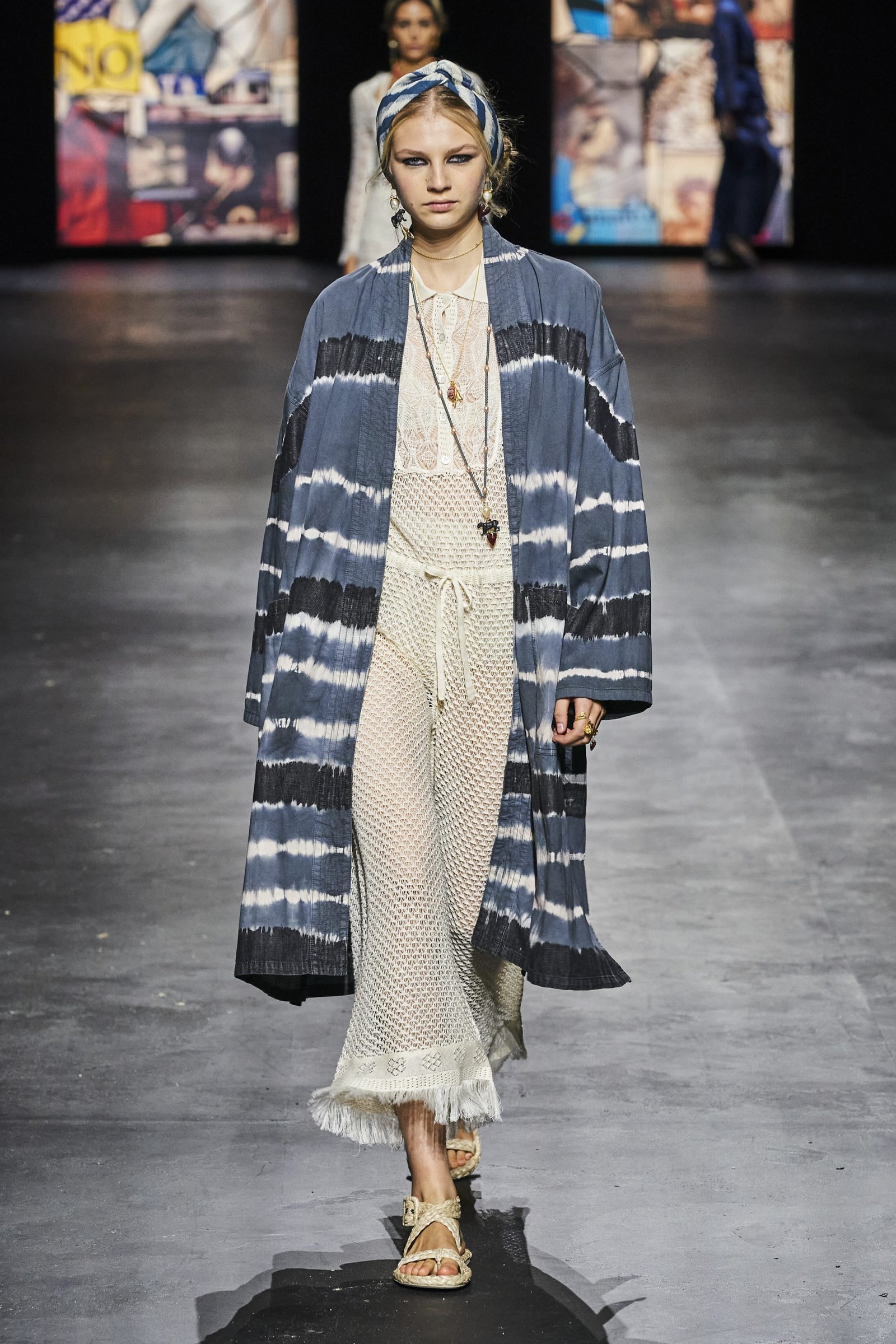 хипповский принт «тай-дай» хипповский принт «тай-дай»