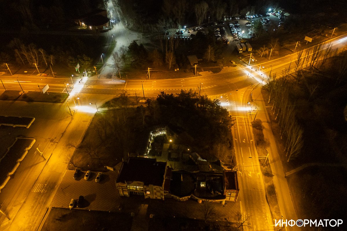 Похоже на греческую букву