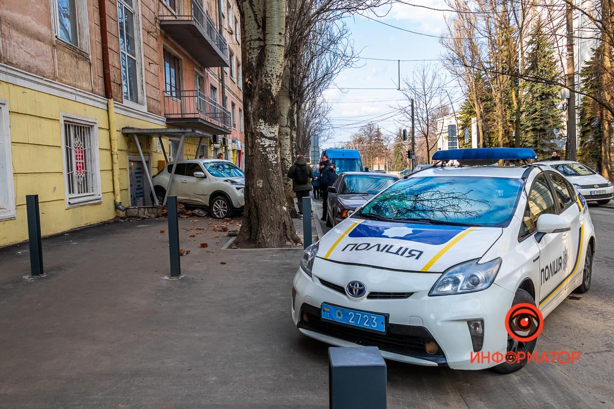 Мужчину забрала скорая