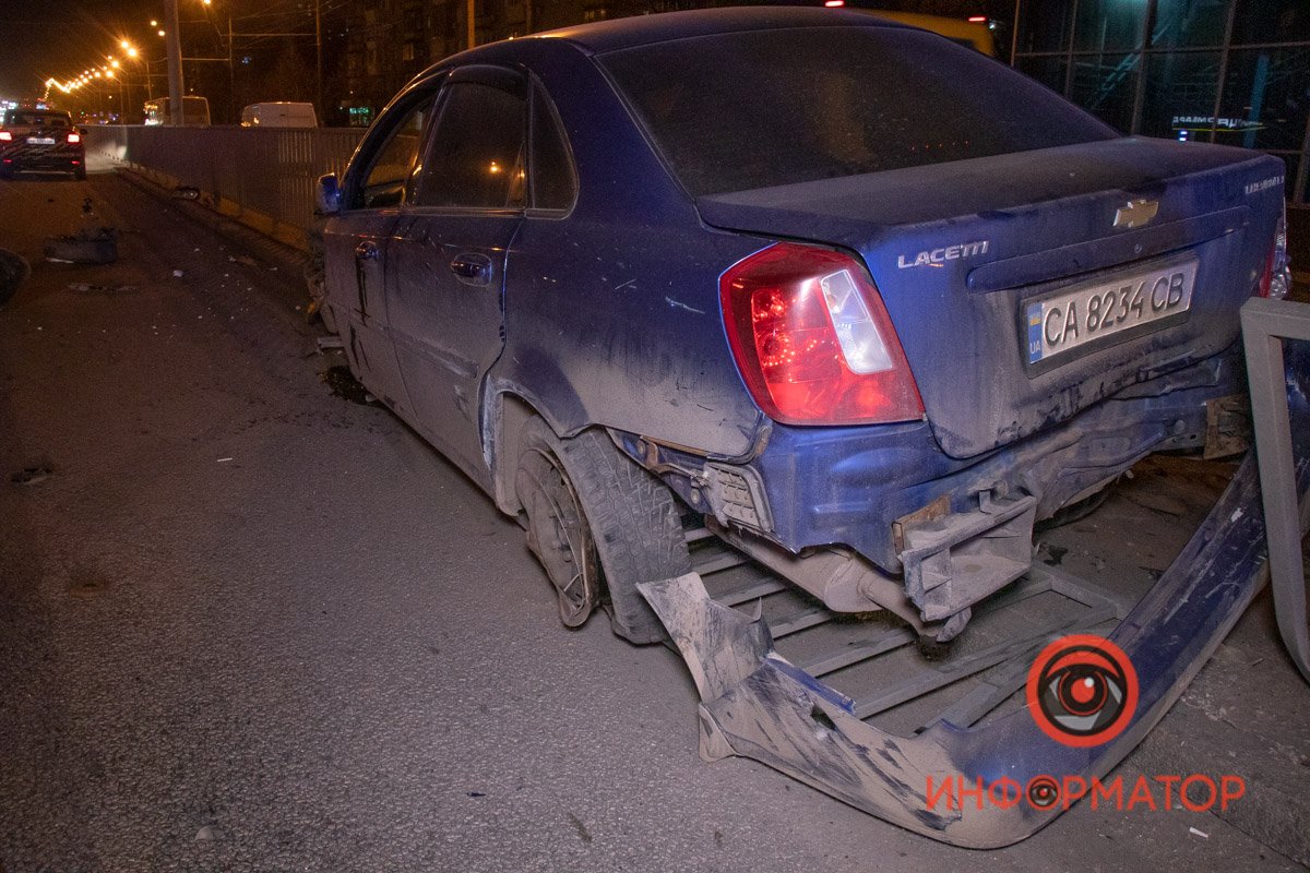 Оба автомобиля двигались в правом ряду в сторону Калиновой